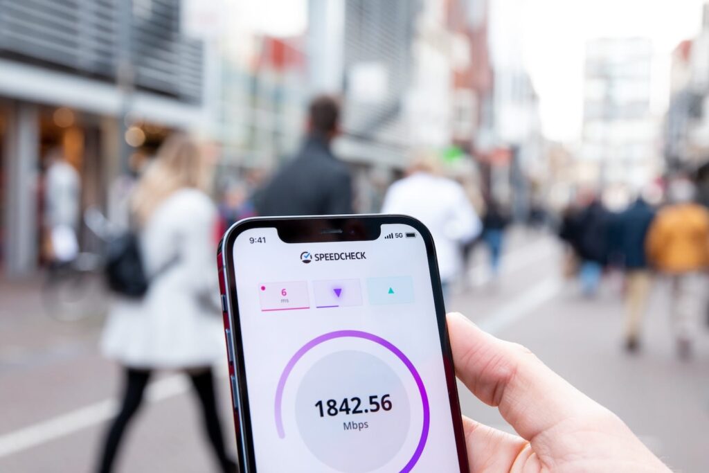 iPhone 15 introduce soporte para USB-C a ethernet para velocidades de Internet más rápidas 5