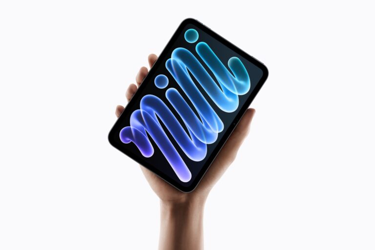 Home Elementor 5 Nuevo iPad mini con pantalla OLED en la palma de una mano